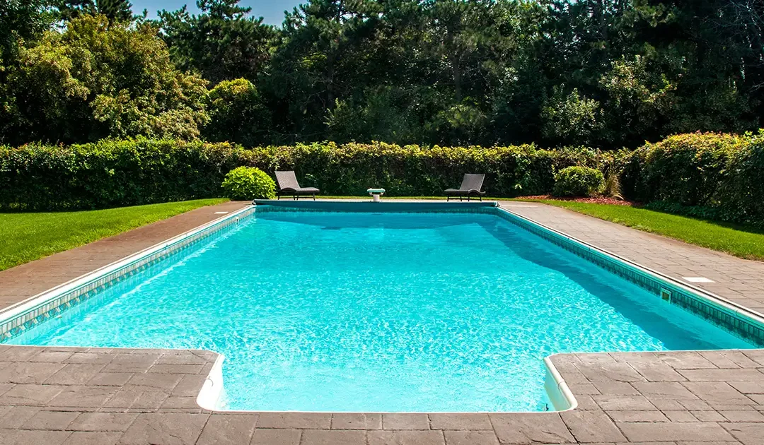 Att bygga en egen pool från grunden